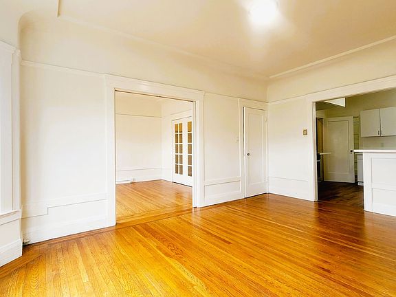 3rd image of 343 5th Ave APT 3