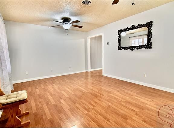 5th image of 1431 Mimosa Dr