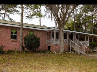 10076 River Oaks Cir, Glen Saint Mary, FL 32040