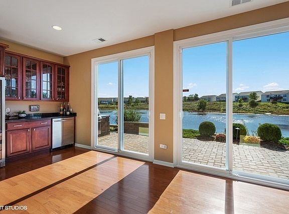 3rd image of 3747 Canton Cir
