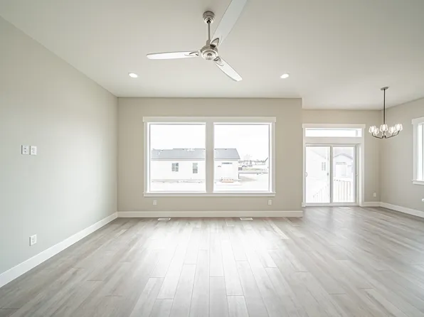 3190 Roundup Ln, Idaho Falls, ID 83406