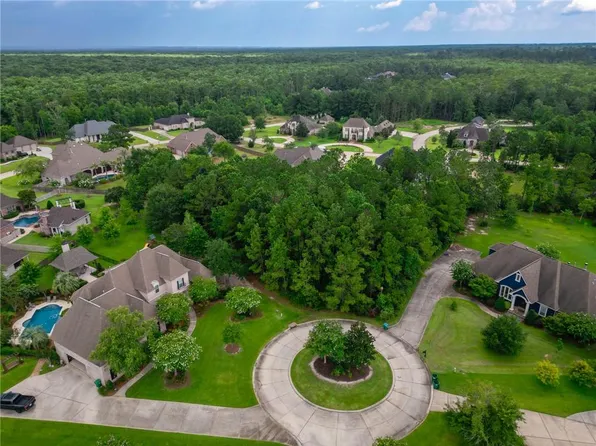 200 S Midland Bluff Ct, Slidell, LA 70461