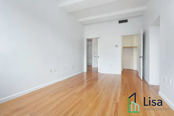 Rented by Lisa Management Inc | media 15