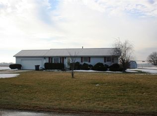 7460 S 700 W, Topeka, IN 46571