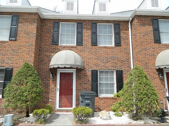 1st image of 460-3 Eastley Ct