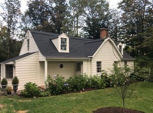 176 Ridgefield Rd, Wilton, CT 06897