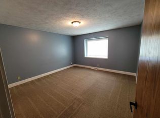 4690 60th St, Holland, MI 49423