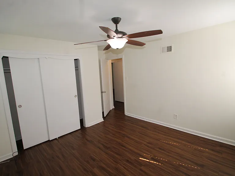 1 W 52nd St #2 — Photo 10