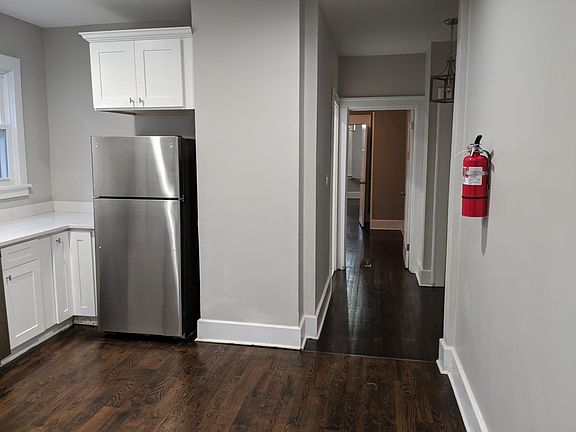 5th image of 31 Boyden Pkwy S #1