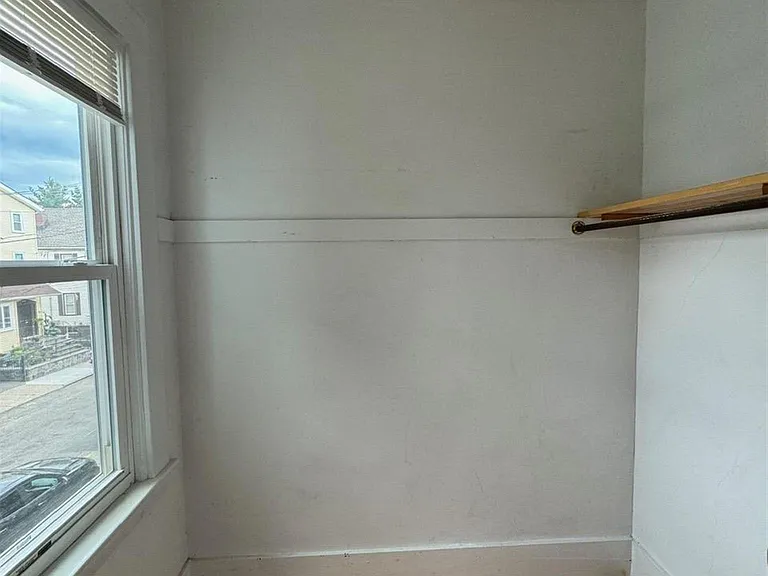 11 Concord Ave — Photo 10