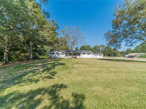 3467 Tom Brewer Rd, Loganville, GA 30052