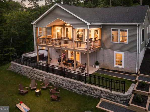 351 Donna Ct, Front Royal, VA 22630