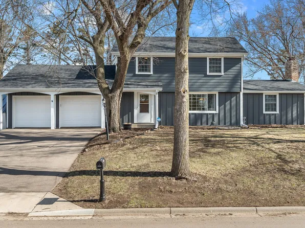 8279 Hemingway Ave S, Cottage Grove, MN 55016