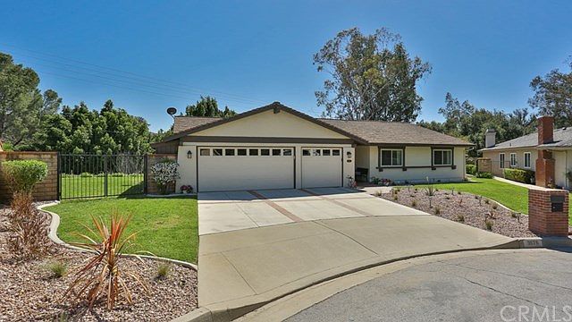 1st image of 3676 N Woodhurst Dr