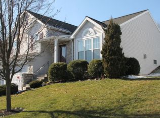 928 Hedgewyck Ln, Elizabethtown, PA 17022