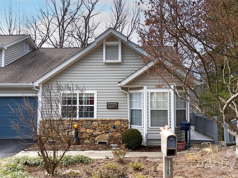 1st image of 365 Laurel Park Pl