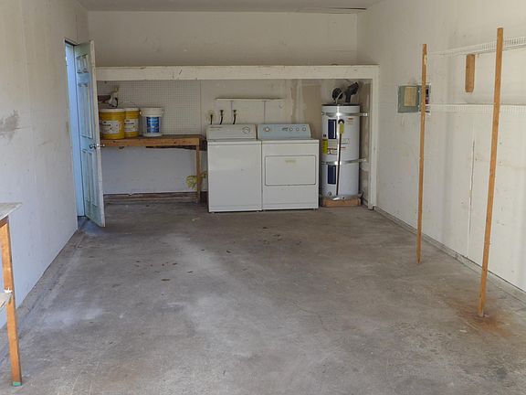 5th image of 2422 N St NE #1-4