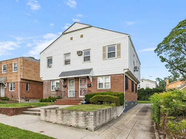 61-31 182nd Street, Fresh Meadows, NY 11365