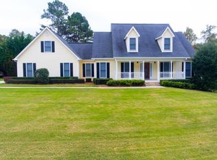 67 Carriage Ln, Powder Springs, GA 30127