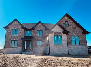 10220 Barbara Ln, Munster, IN 46321