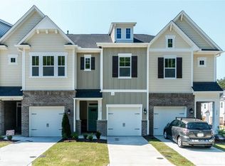 172 Manordale Dr, Chapel Hill, NC 27517