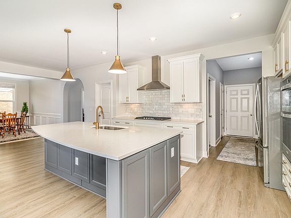 5th image of 1041 McCarron Ln