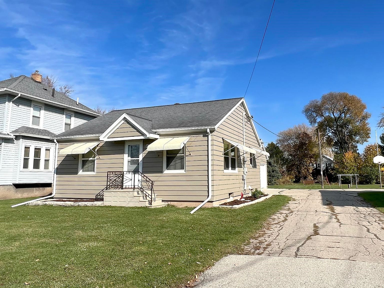 N9563 Van Dyne Rd, Van Dyne, WI 54979 Zillow