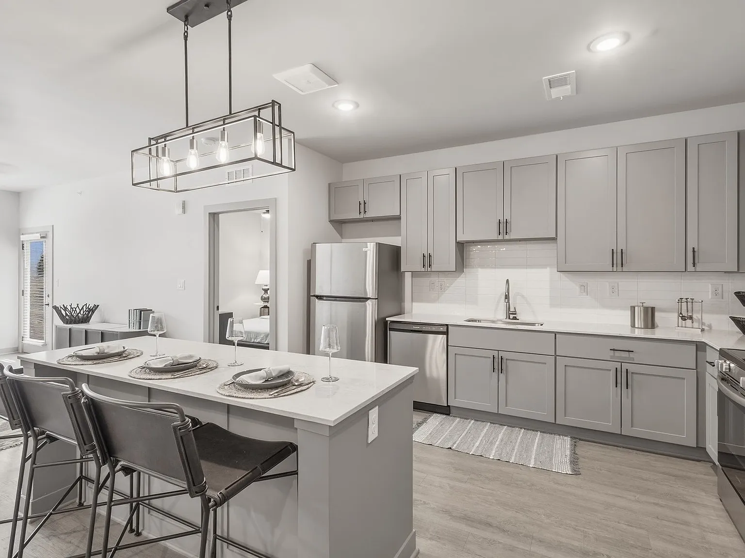 The Warren Apartments — Photo 4