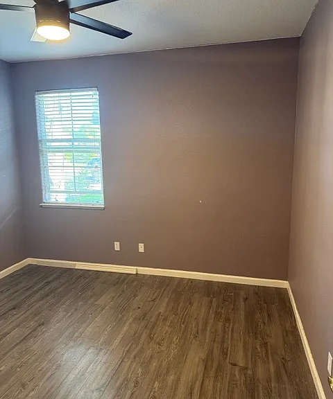 508 Lassen Way — Photo 18