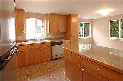 5th image of 2721 NE 195th St APT 1
