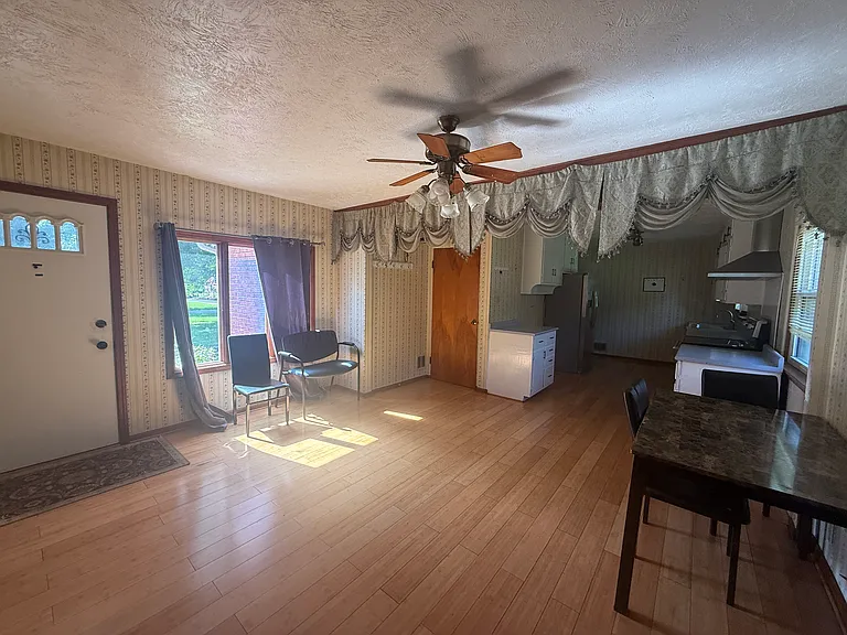 4691 Anita Dr — Photo 12