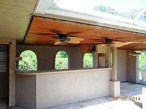 Outdoor bar