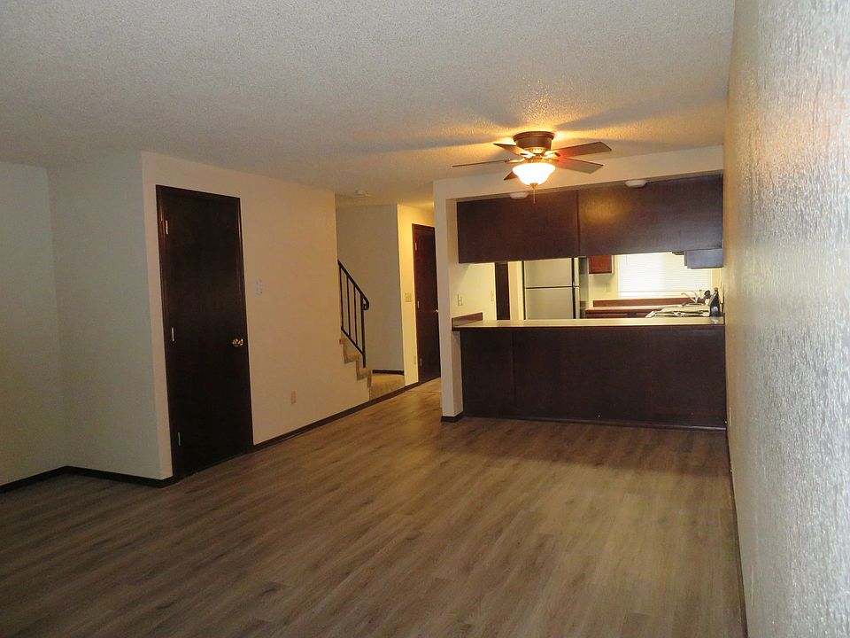 Rainier Townhomes 6911 Rainier Dr Everett WA Zillow