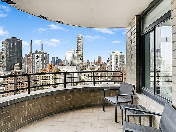 5th image of 400 E 70th St APT 2402