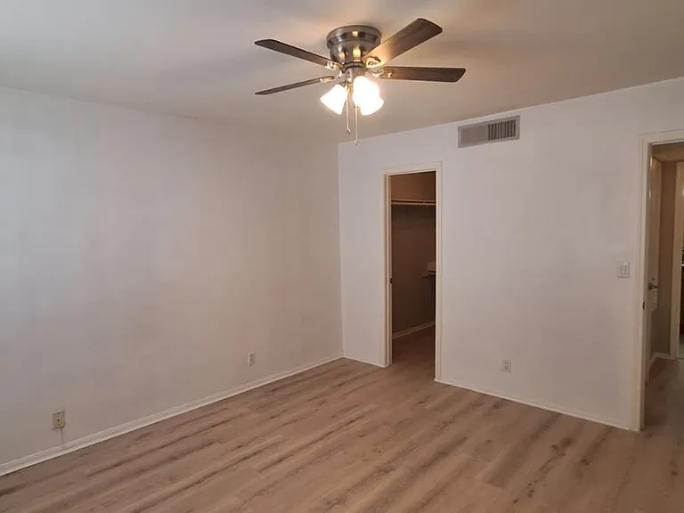 1455 E Katie Ave #C28 — Photo 6