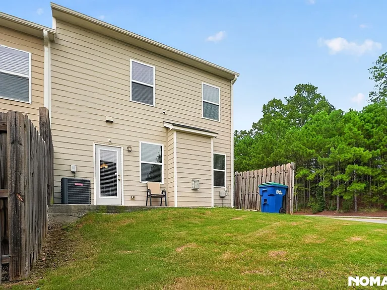 2560 Centennial Cv — Photo 7