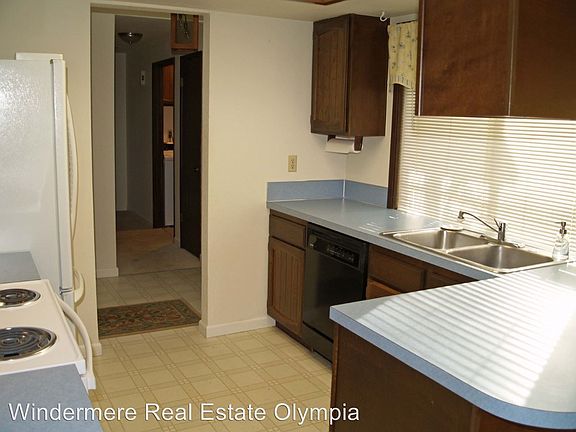 4th image of 7714 Trails End Dr SE