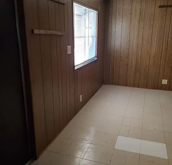 715 Delouche St — Photo 15