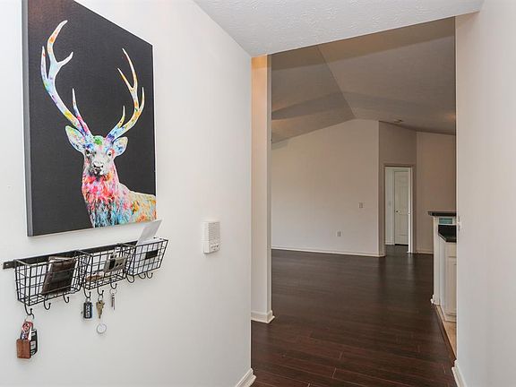 4th image of 3086 Westminster Dr APT 205
