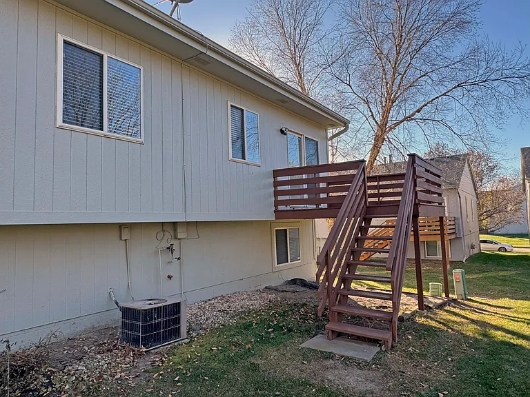 5197 N 144th Ct — Photo 6