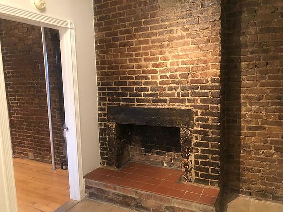 4th image of 139 Thompson St APT 6