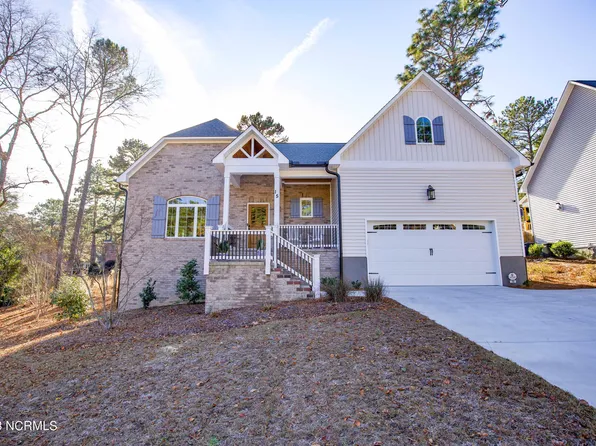 15 Cedar Wood Court, Pinehurst, NC 28374