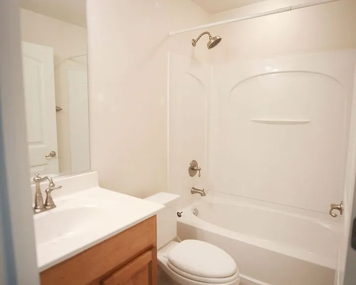 720 S Shelmore Blvd #200 — Photo 22
