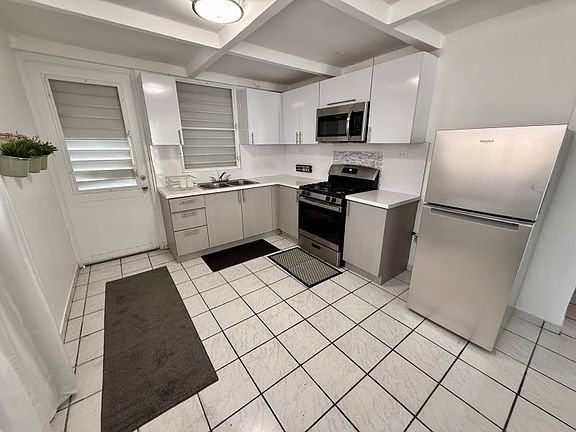 2nd image of Jardines De Buenavista A7 Calle #B-apt 1