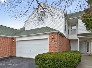 117 E Hemstead St, Lake Bluff, IL 60044
