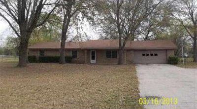 2nd image of 571 Garden Dr