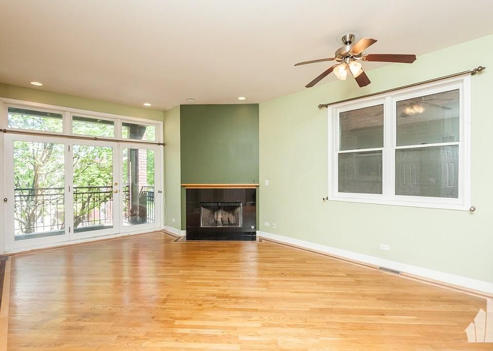 1st image of 2043 W Erie St #2R