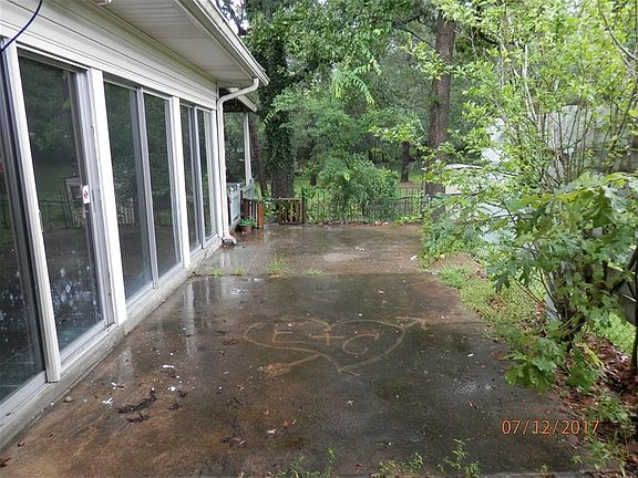 2nd image of 3839 Marquette Dr