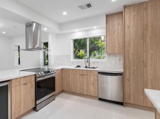 16171 NE 18th Pl, North Miami Beach, FL 33162
