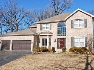 10434 Country Ln, Beach Park, IL